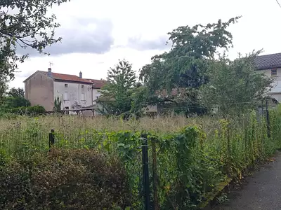 Terrain, 716 m²