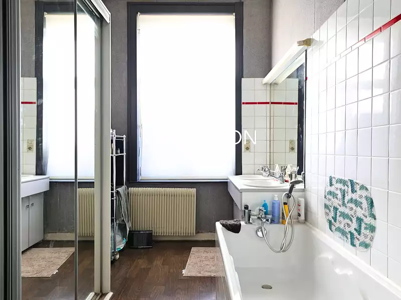 Maison, 212 m²