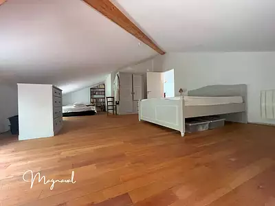 Maison, 217 m²