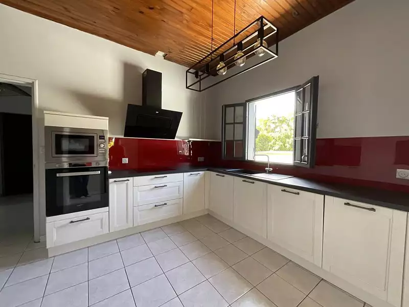 Maison, 310 m²