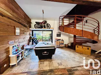 Maison, 200 m²