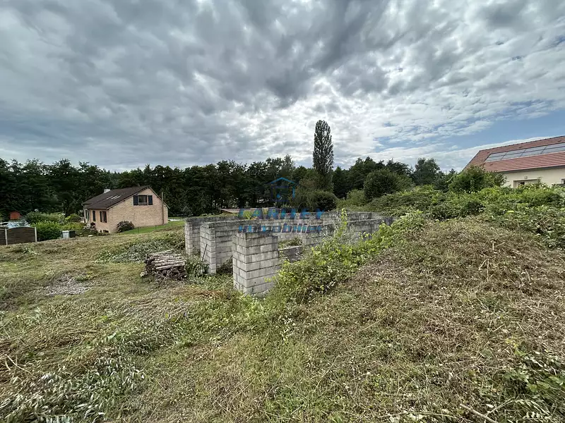 Terrain, 1 242 m²