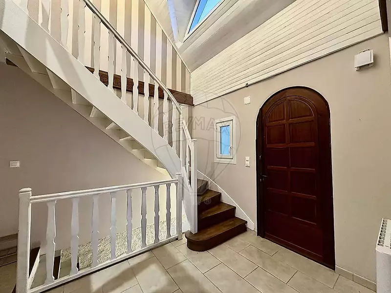 Maison, 185 m²