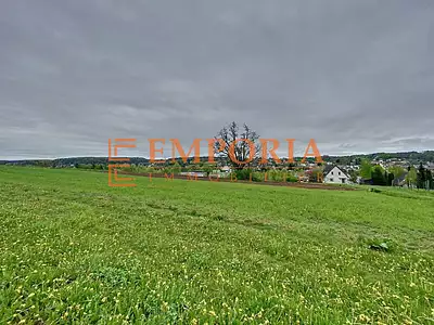Terrain, 713 m²
