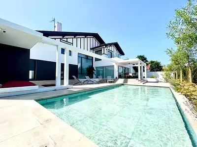 Maison, 310 m²