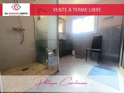 Maison, 235 m²
