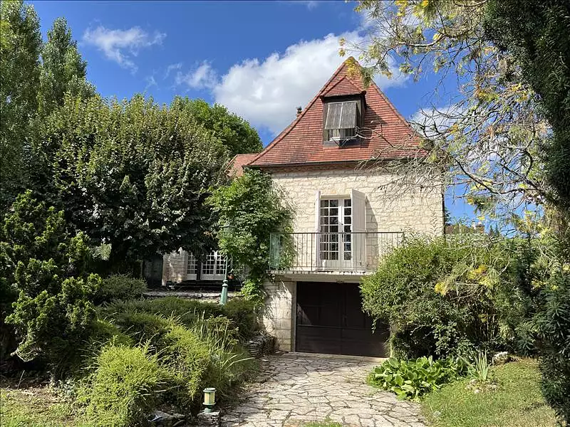 Maison, 155 m²