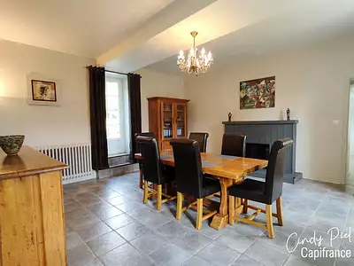 Maison, 256 m²