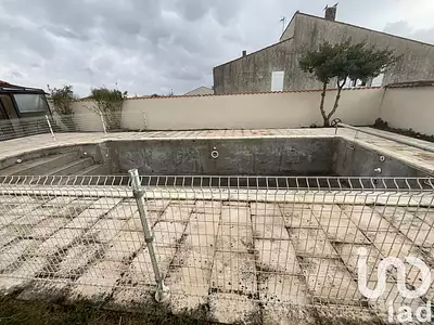 Maison, 93 m²