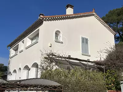 Maison, 270 m²