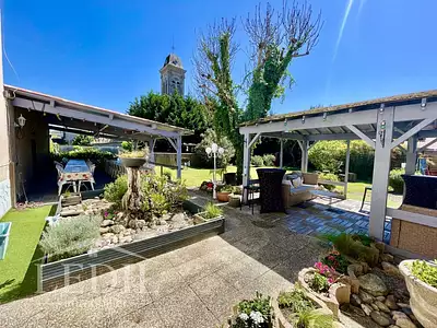 Maison, 270 m²