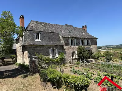 Maison, 245 m²
