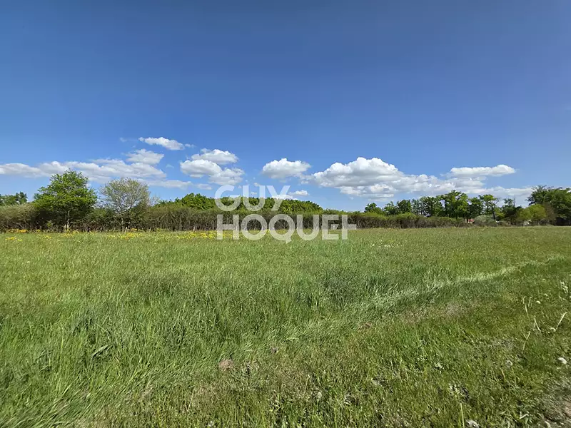 Terrain, 749 m²