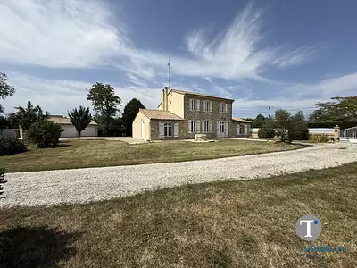 Maison, 200 m²