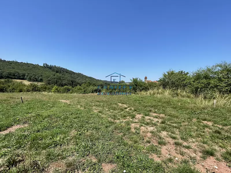 Terrain, 820 m²