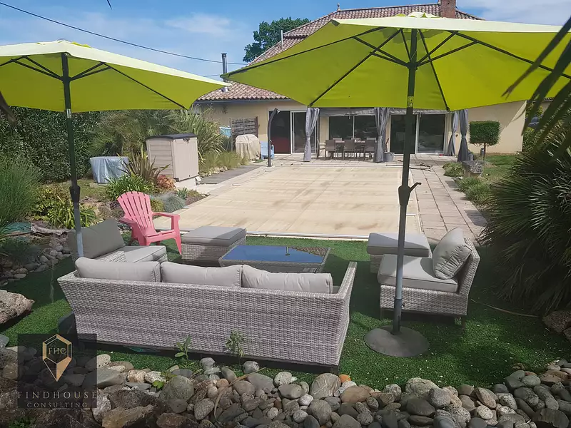 Maison, 308 m²