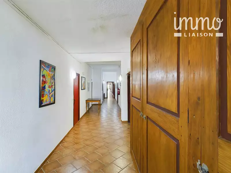 Maison, 1 413 m²