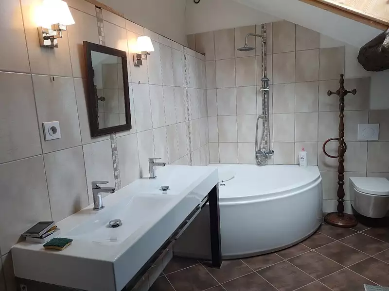 Maison, 240 m²