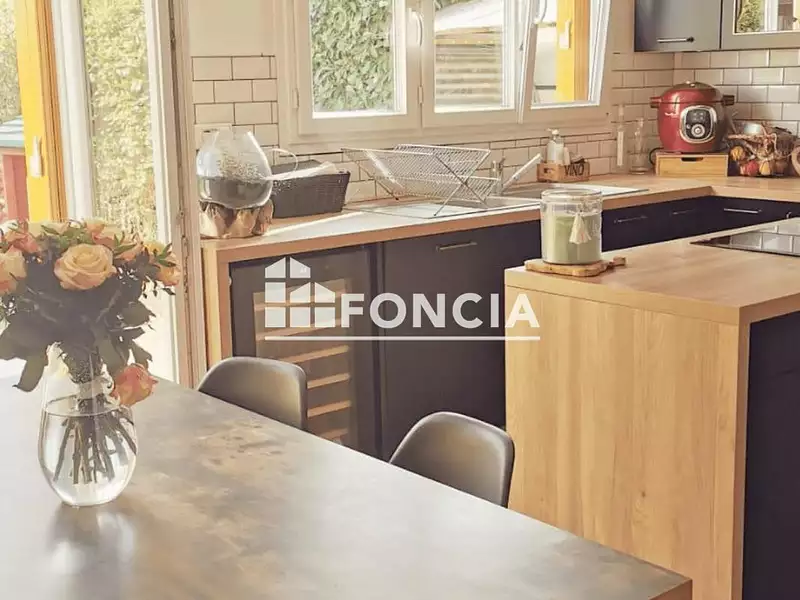 Maison, 151 m²