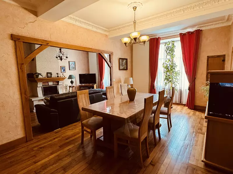 Maison, 214,68 m²