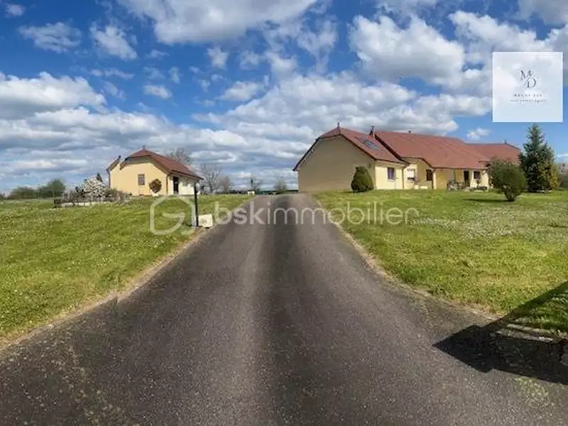 Maison, 300 m²