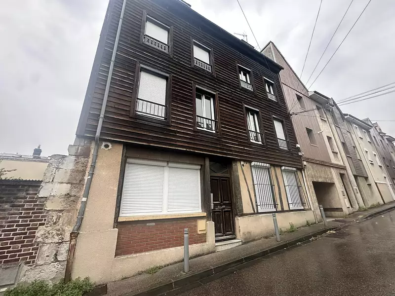 Immeuble, 278 m²