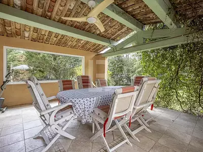 Maison, 240 m²