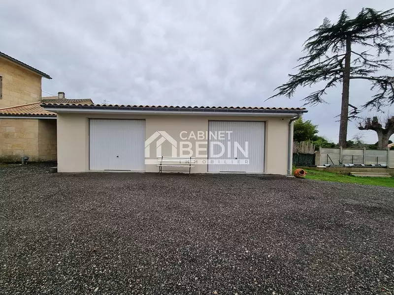 Maison, 250 m²