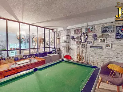 Maison, 288 m²