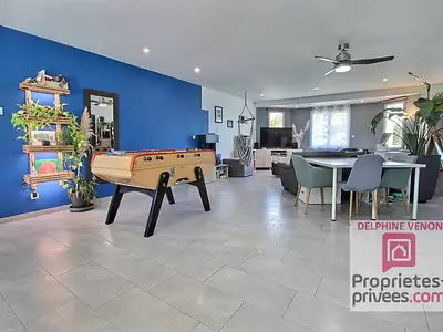 Maison, 210 m²