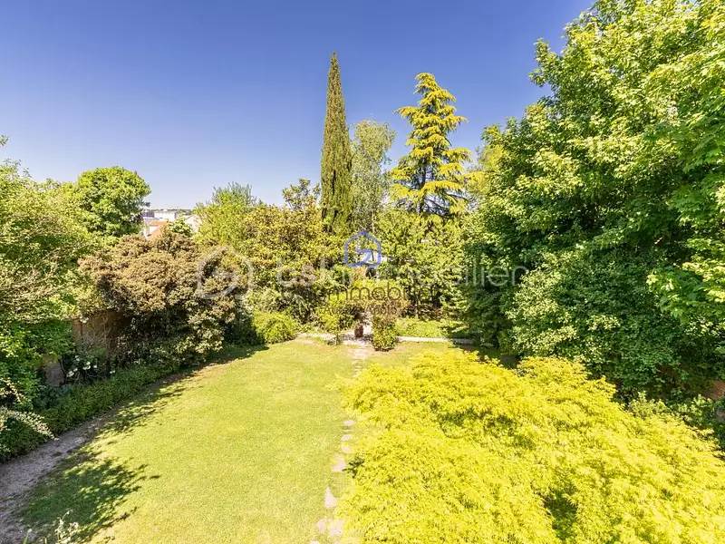 Maison, 318 m²
