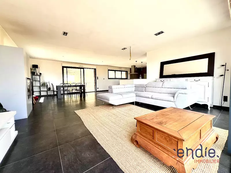 Maison, 128 m²