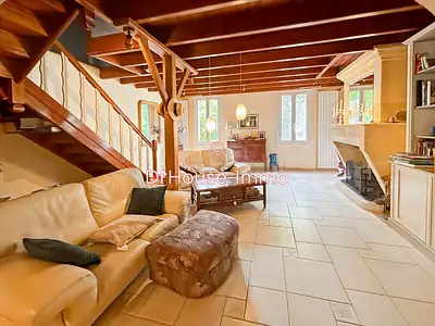 Maison, 260,26 m²