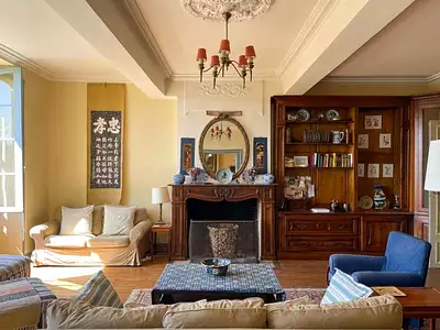 Maison, 594 m²