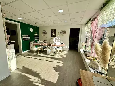 Immeuble, 335 m²
