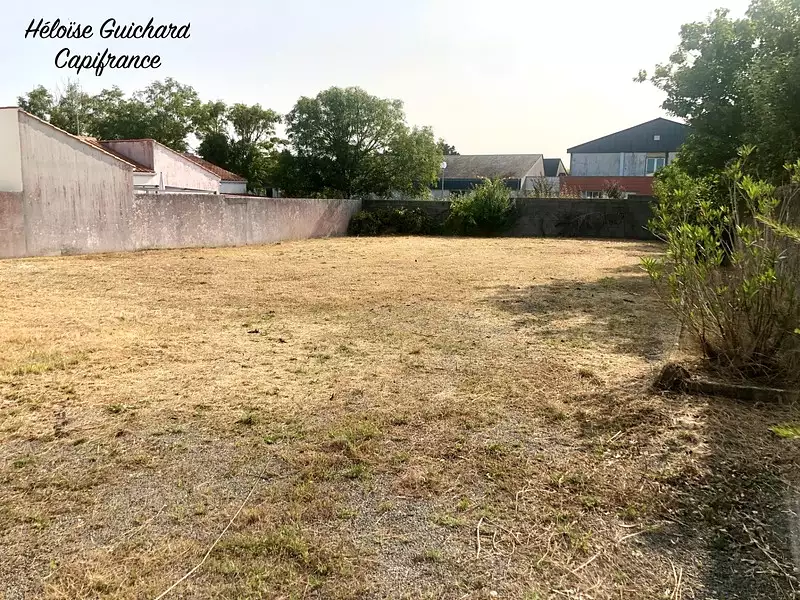 Terrain, 518 m²