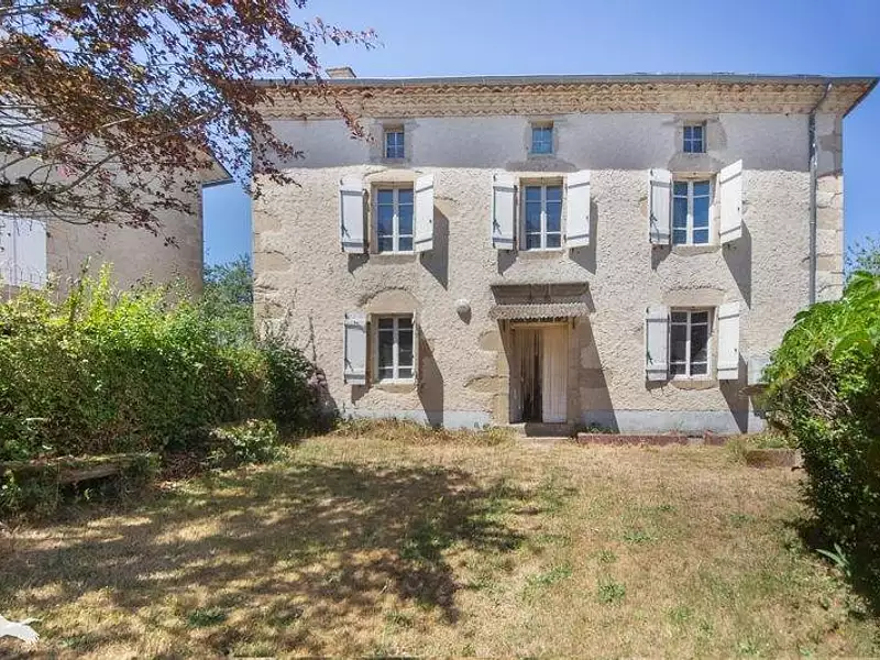 Maison, 282 m²
