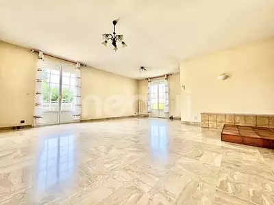 Maison, 170,85 m²