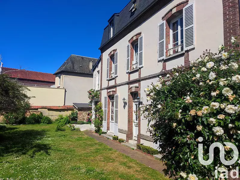 Maison, 185 m²