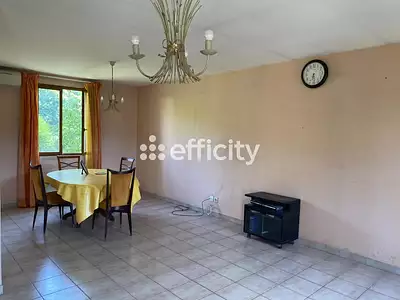 Maison, 176 m²