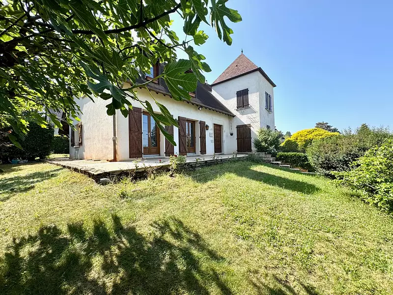 Maison, 163,6 m²