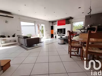 Maison, 237 m²
