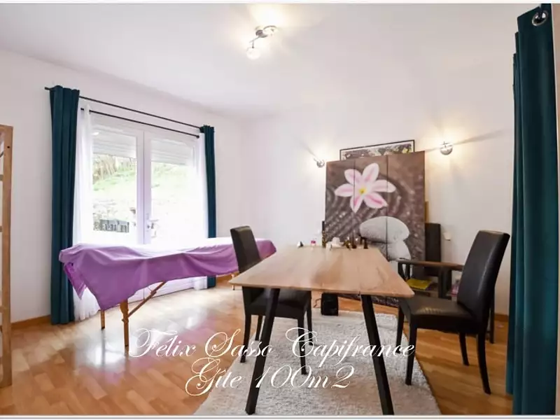 Maison, 220 m²
