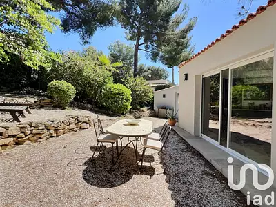 Maison, 179 m²