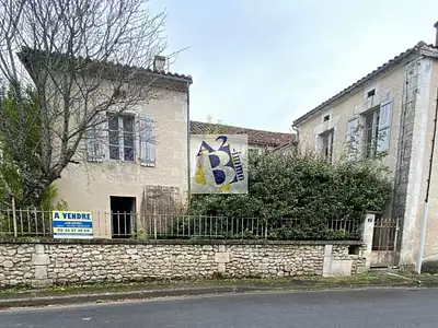 Maison, 880 m²