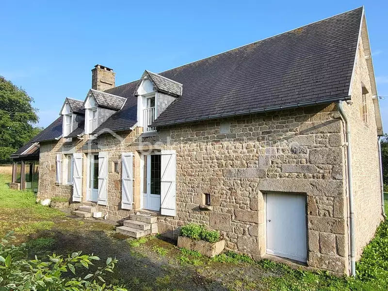 Maison, 165 m²