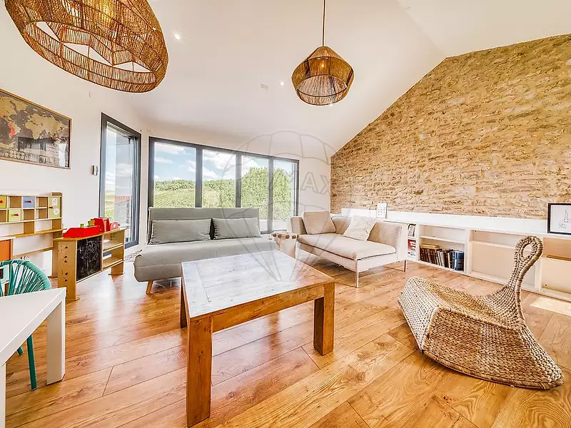 Maison, 168 m²