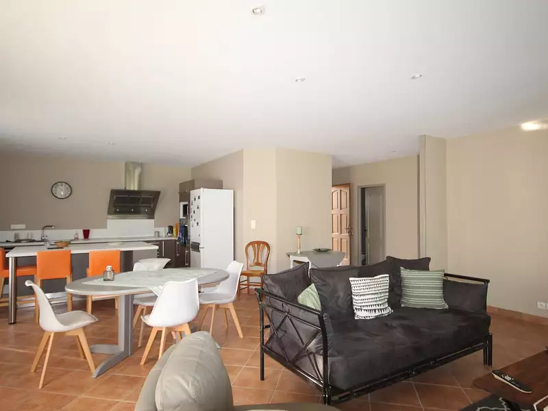 Maison, 180 m²