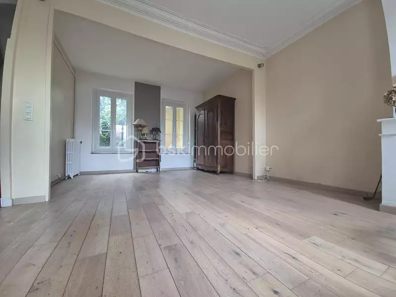 Maison, 168 m²