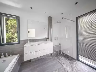 Maison, 229 m²